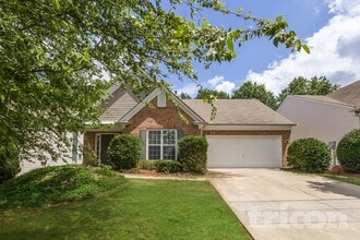 Building Photo - 6610 Waveland Dr