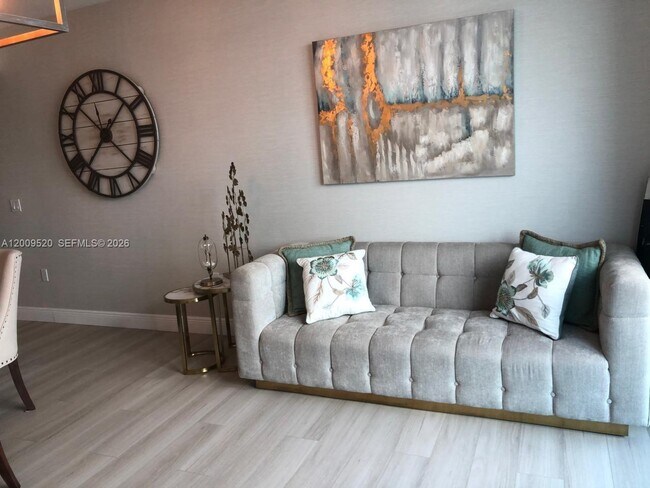 Foto del edificio - 2641 N Flamingo Rd