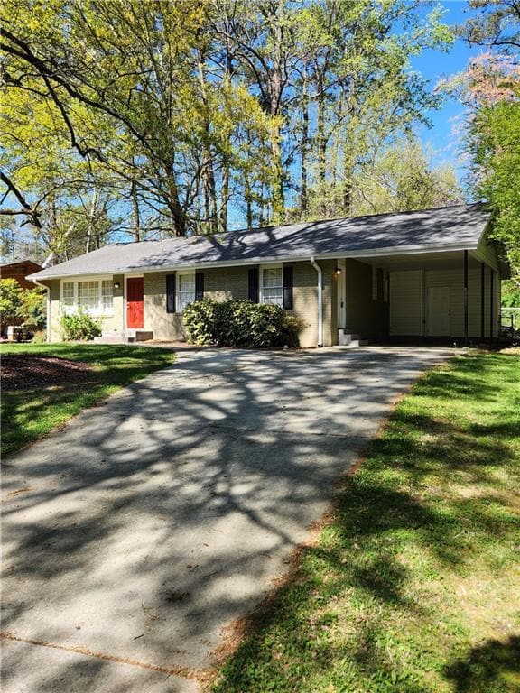 Building Photo - 1901 Kenwood Rd SE