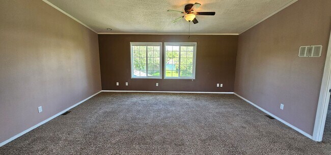 Foto del edificio - 510 S Circle Dr