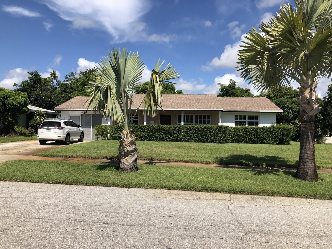 1544 West Road - 1544  West Road