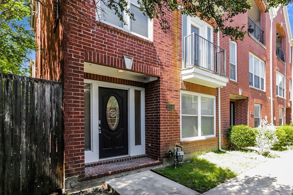 Foto principal - 3246 Throckmorton St