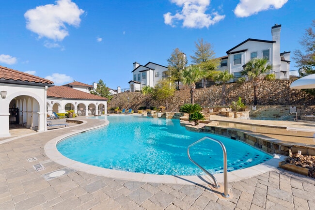 Foto del edificio - Estates at Canyon Ridge