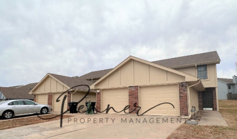 Foto principal - 18805 E LEXINGTON RD