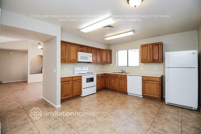 Building Photo - 442 N Granite St