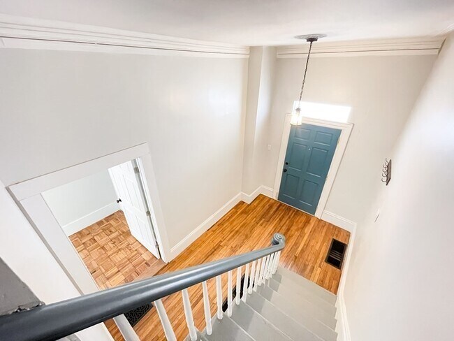 Building Photo - 30 Woodbine St