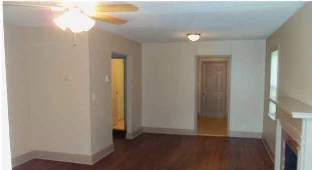 Building Photo - 605 39th Pl