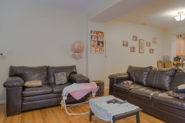 Foto del edificio - New Kent Townhomes