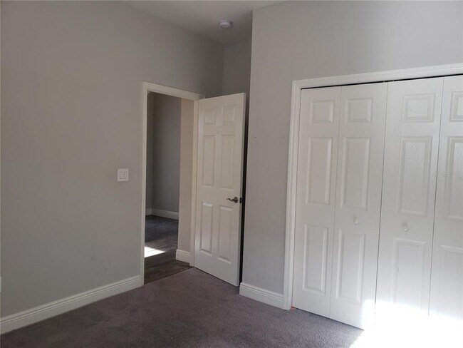 Building Photo - 6206 Colmar Pl