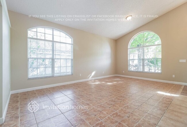 Building Photo - 318 Lexingdale Dr