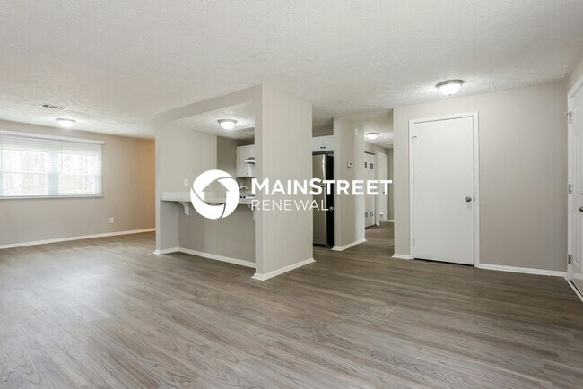 Foto del edificio - 3 Bedroom Pet-Friendly Home in Stone Mountain, GA with Main Street Renewal