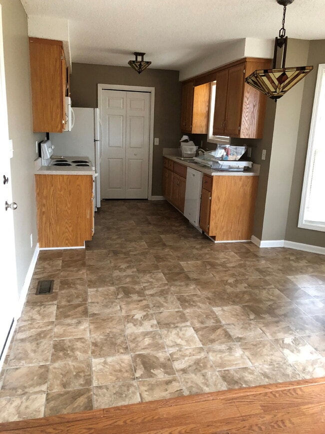 Building Photo - 2626 Del Ray Dr