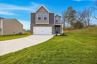 Building Photo - 702 N Saulsbury Ln