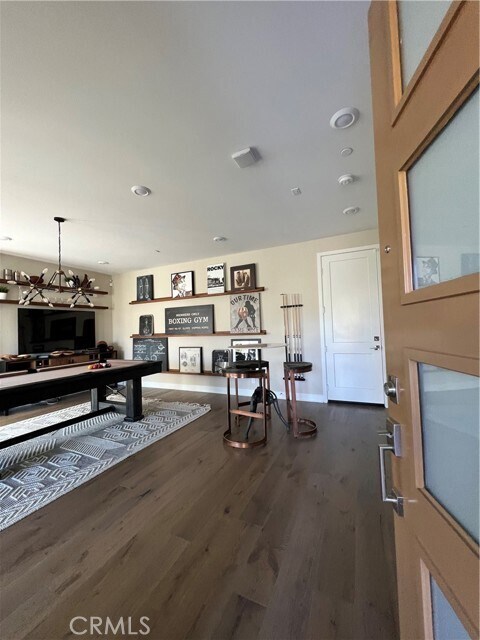 Building Photo - 116 Shear