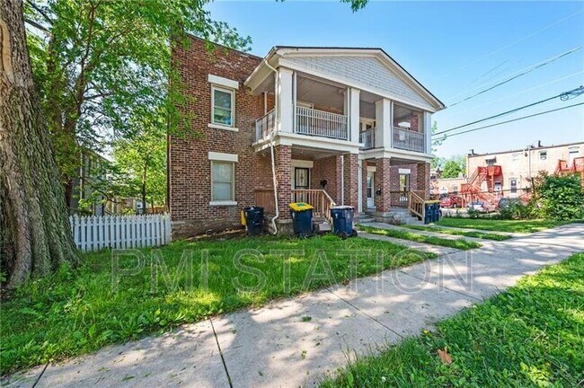 Building Photo - 1119 E 41st St