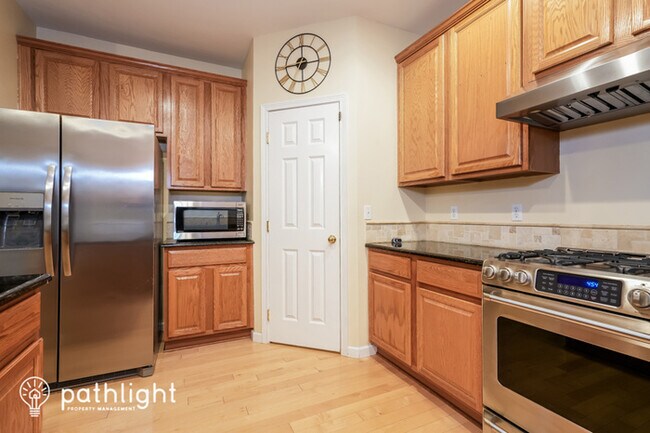 Foto del edificio - 9639 39Th Loop NE, Olympia, WA, 98516