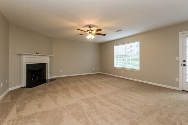 Foto del edificio - 6973 Foxmoor Way