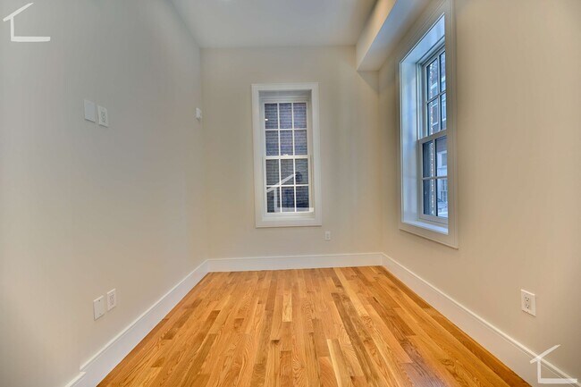 Foto del edificio - 16 Winchester St