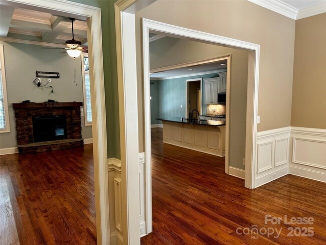 Building Photo - 4642 Gold Finch Drive