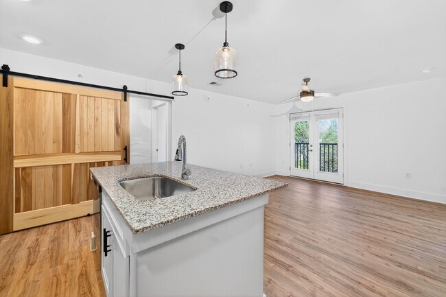 Foto del edificio - The Addenbrook Apartments