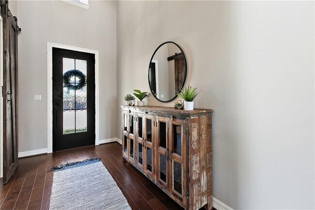 Building Photo - 8901 Ambrosia Dr