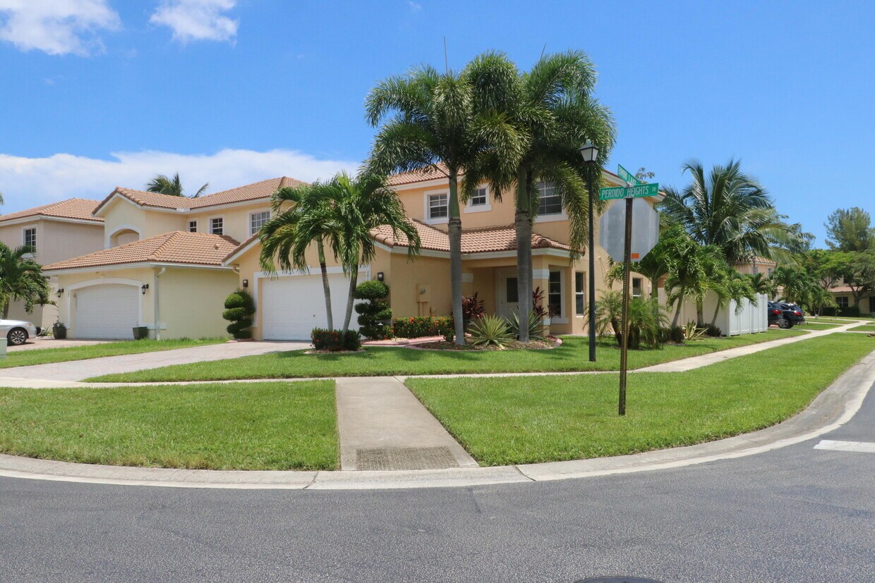 708 Perdido Heights Dr, Greenacres, FL 33413 House Rental in