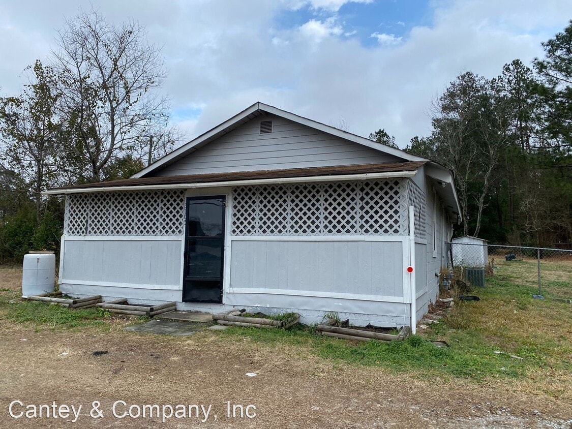 Primary Photo - 3 br, 1 bath House - 3105 Fish Hatchery Rd.
