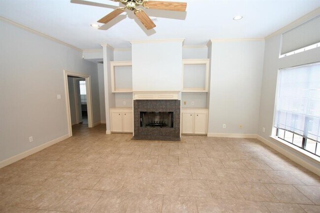 Foto del edificio - 13903 Jupiter Hills Dr