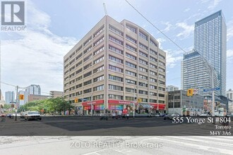 Building Photo - 555 Yonge St