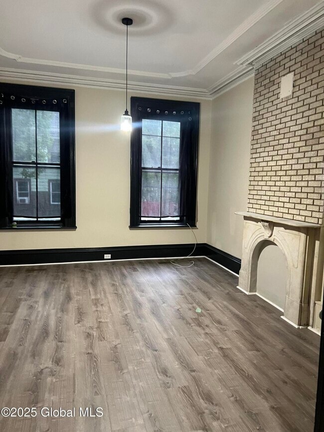 Foto del edificio - 137 4th Ave