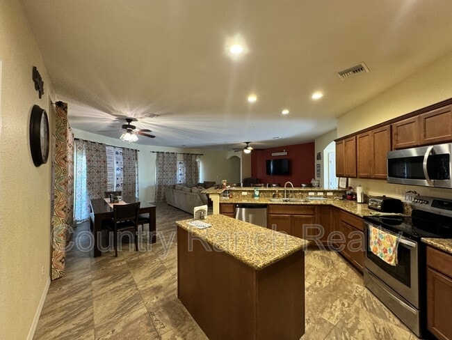 Building Photo - 2539 Bora Trl