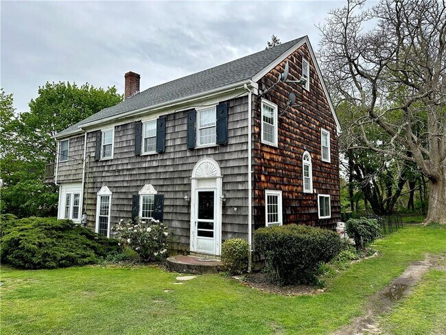 Foto del edificio - 167 Bayview Ave