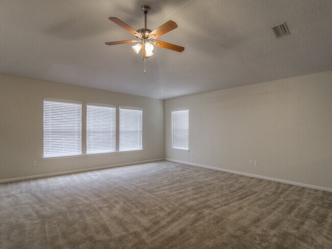 Foto del edificio - 3852 Cedar Bluff Ln