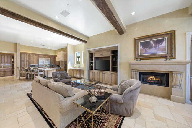 Building Photo - 215 Via Veneto