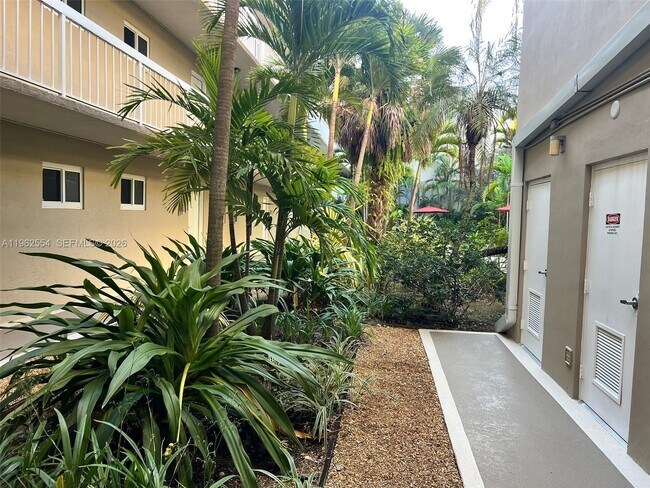 Building Photo - 8103 Camino Real