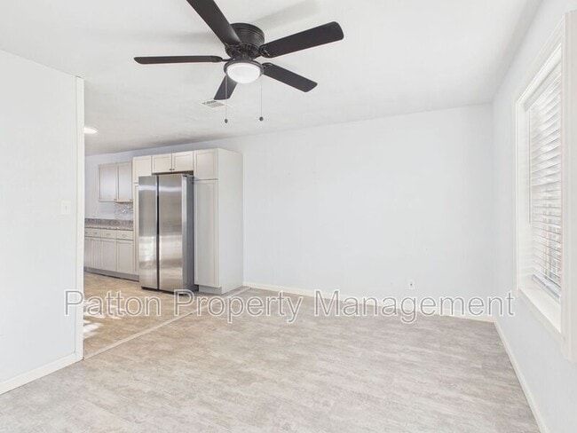 Building Photo - 4620 S Hayden St