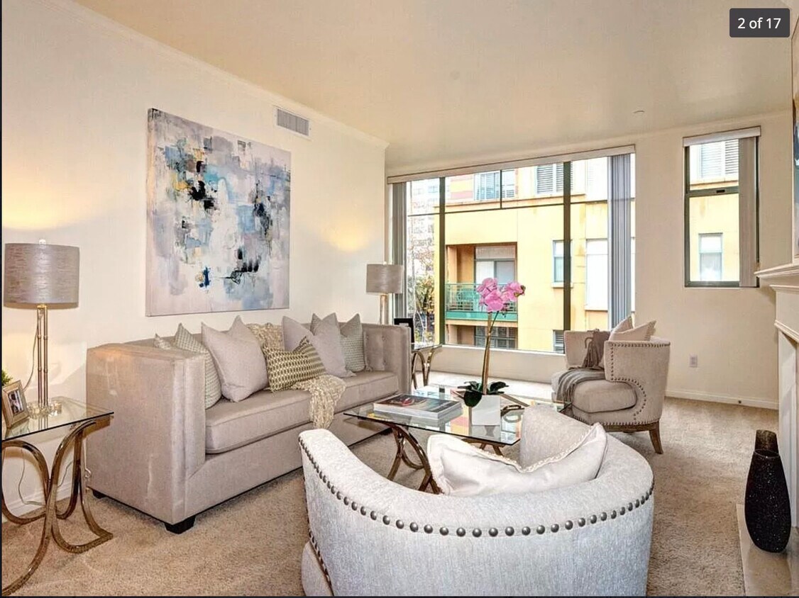Foto principal - 144 S 3rd St
