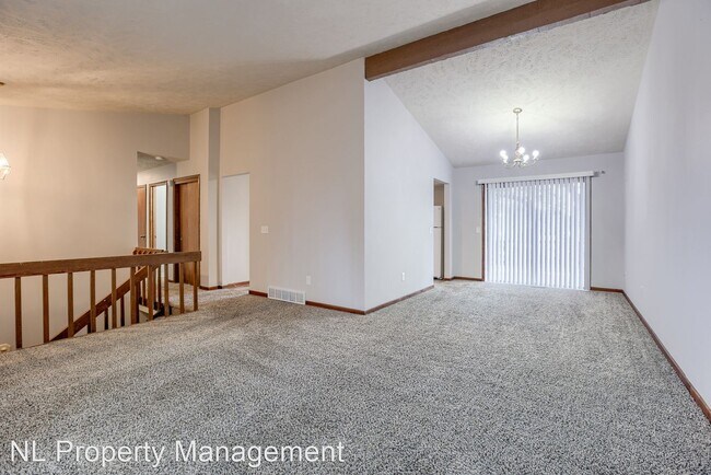 Foto del edificio - 3 br, 2 bath House - 12731 S 38th St.