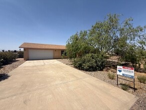 Building Photo - 7778 E Pioneer Dr