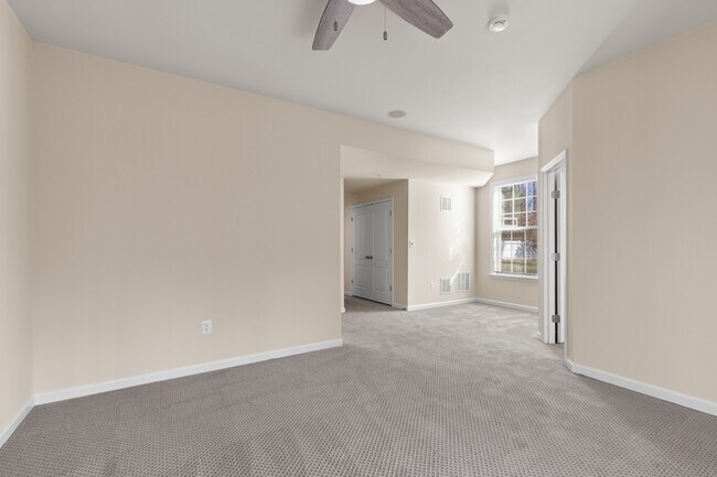 Building Photo - 4921 Forest Pines Dr