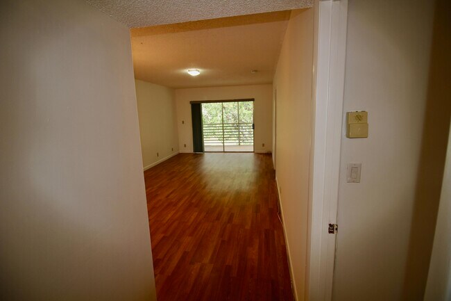 Building Photo - 8405 NW 61st St