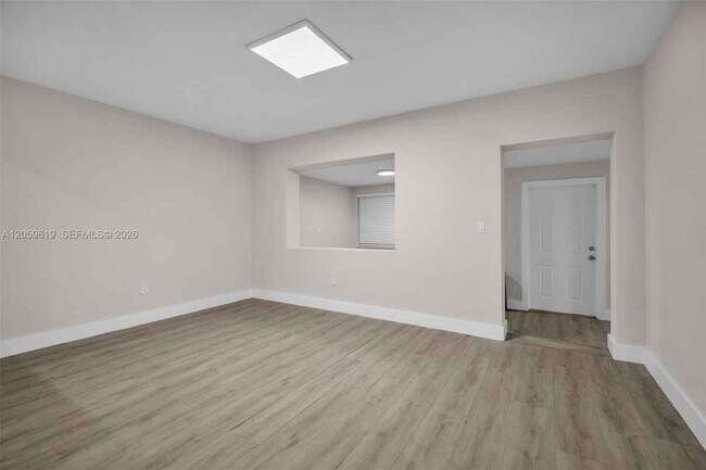 Foto del edificio - 3030 NW 16th St