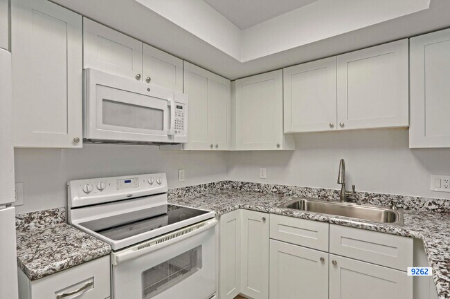 Foto del edificio - 9262 Green Meadows Way
