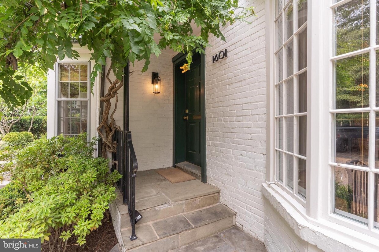1601 Caton Pl NW, Washington, DC 20007 House Rental in Washington, DC