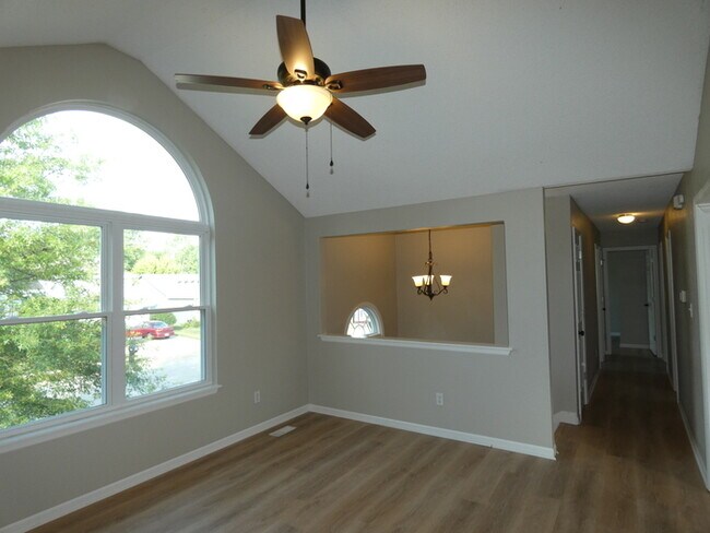 Foto del edificio - 8310 NE 115th St