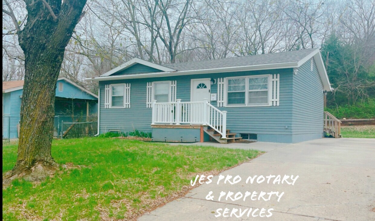 Primary Photo - 1410 Bel Air Dr