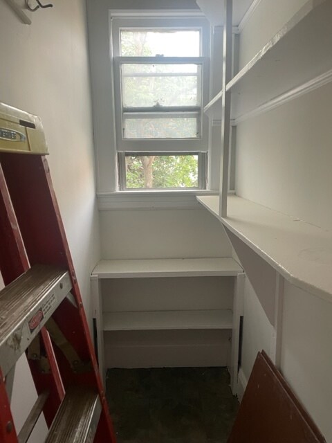 Pantry/storage - 42 Sunnyside Ter