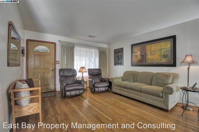 Foto del edificio - 3 br, 2 bath House - 4554 Wheeler Dr.