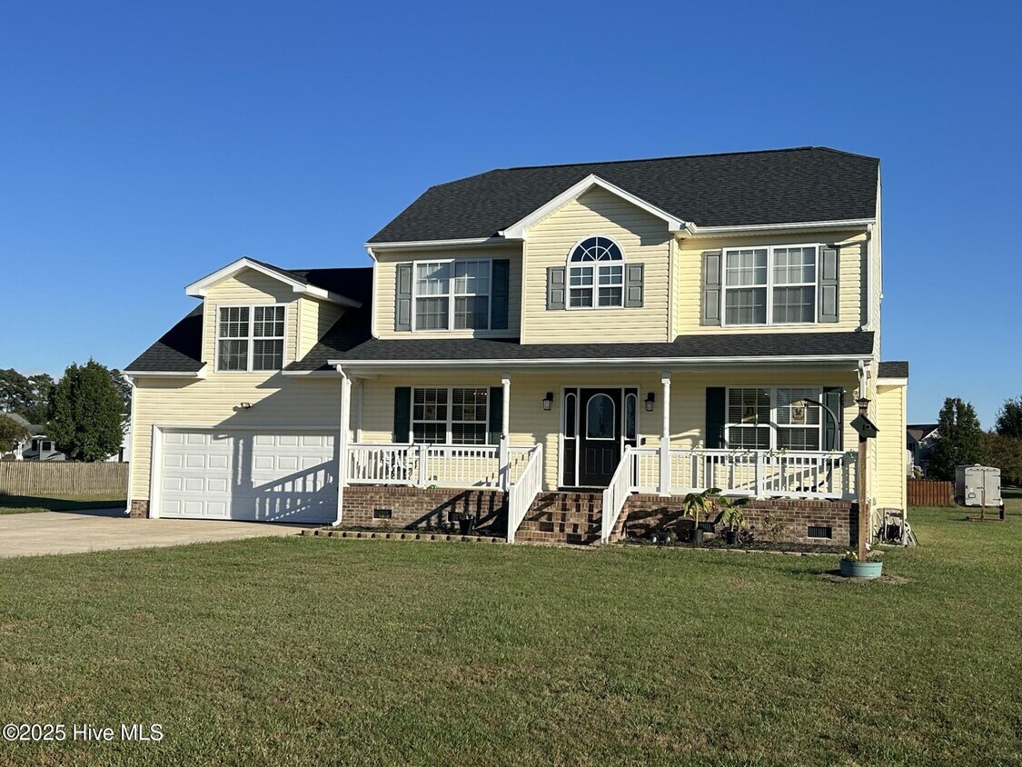 Foto principal - 303 Queenswood Blvd