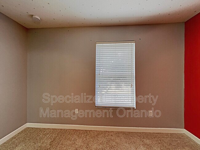Foto del edificio - 4801 Battaglia Blvd